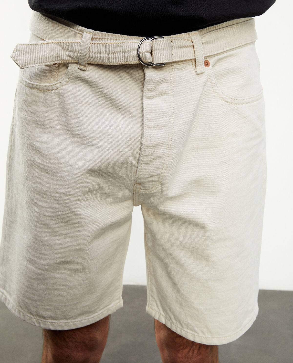 Off white short jeans on sale