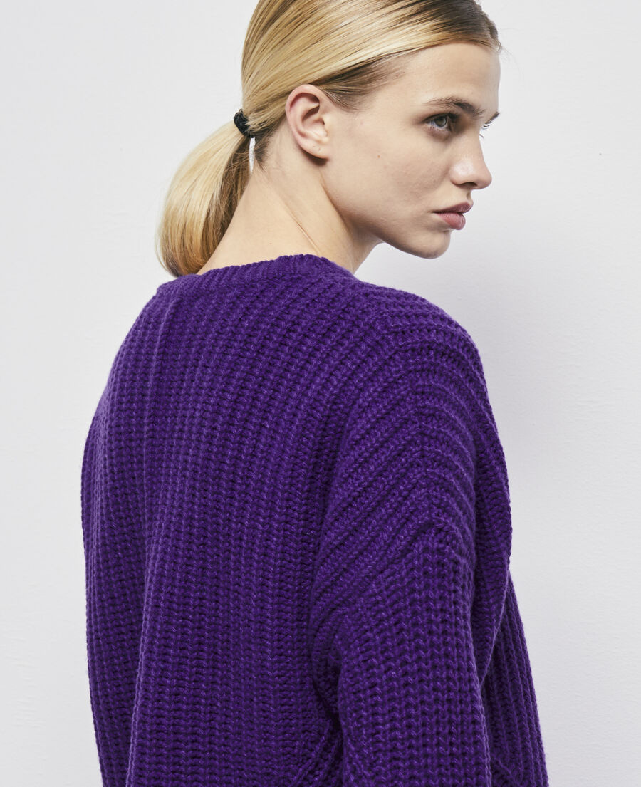 pull en laine violet