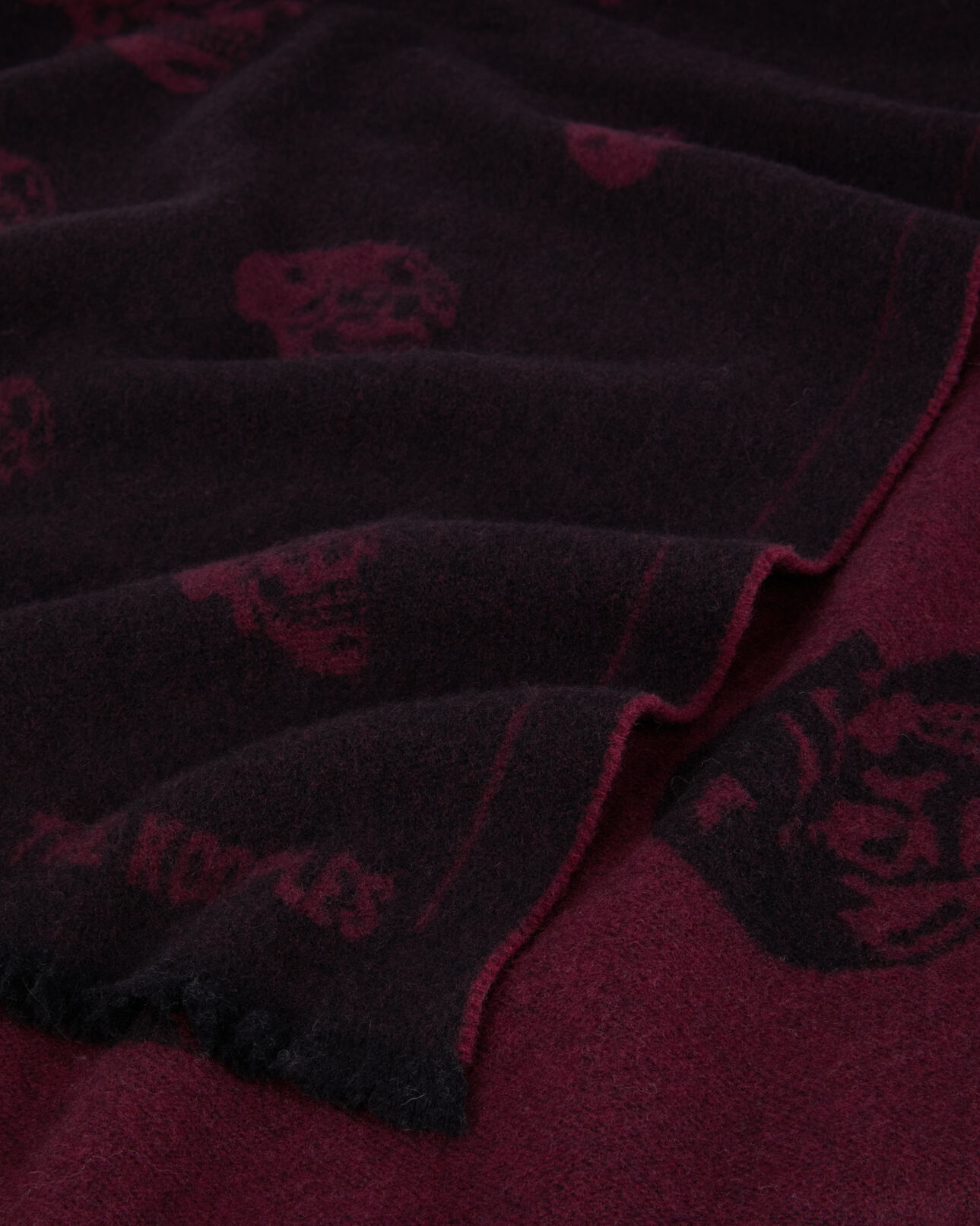 The Kooples WOMEN BLACK-BORDEAUX black and burgundy wool scarf with skulls