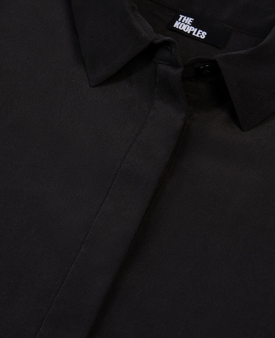 chemise noire ample en soie lavée