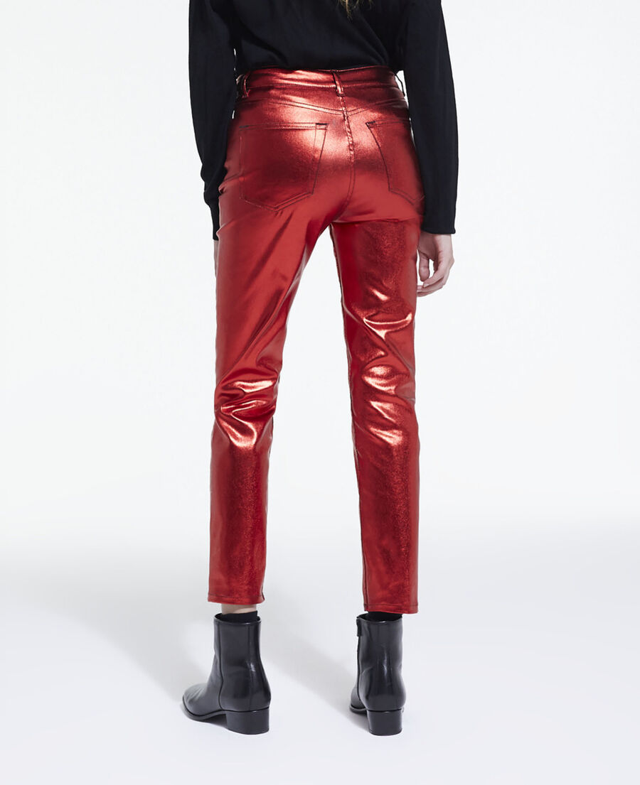 vaqueros slim rojos