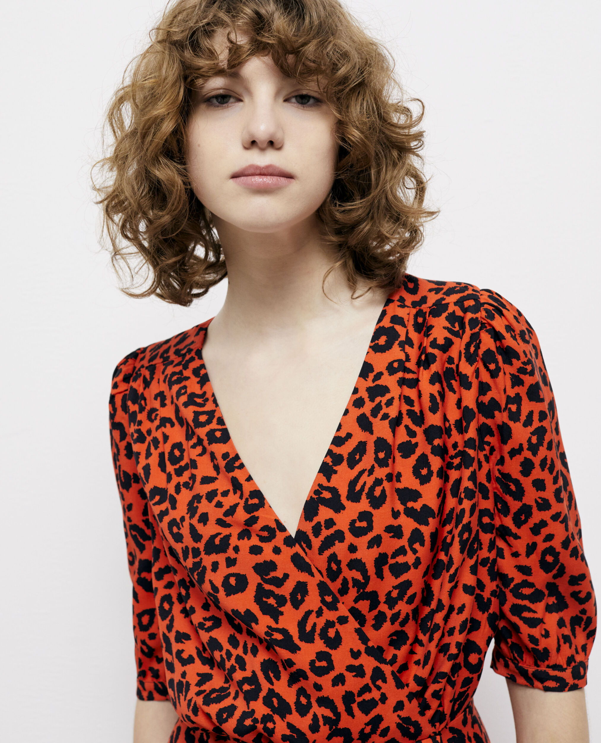 Kurzes Kleid mit Leopardenmotiv, ORANGE - BLACK, hi-res image number null