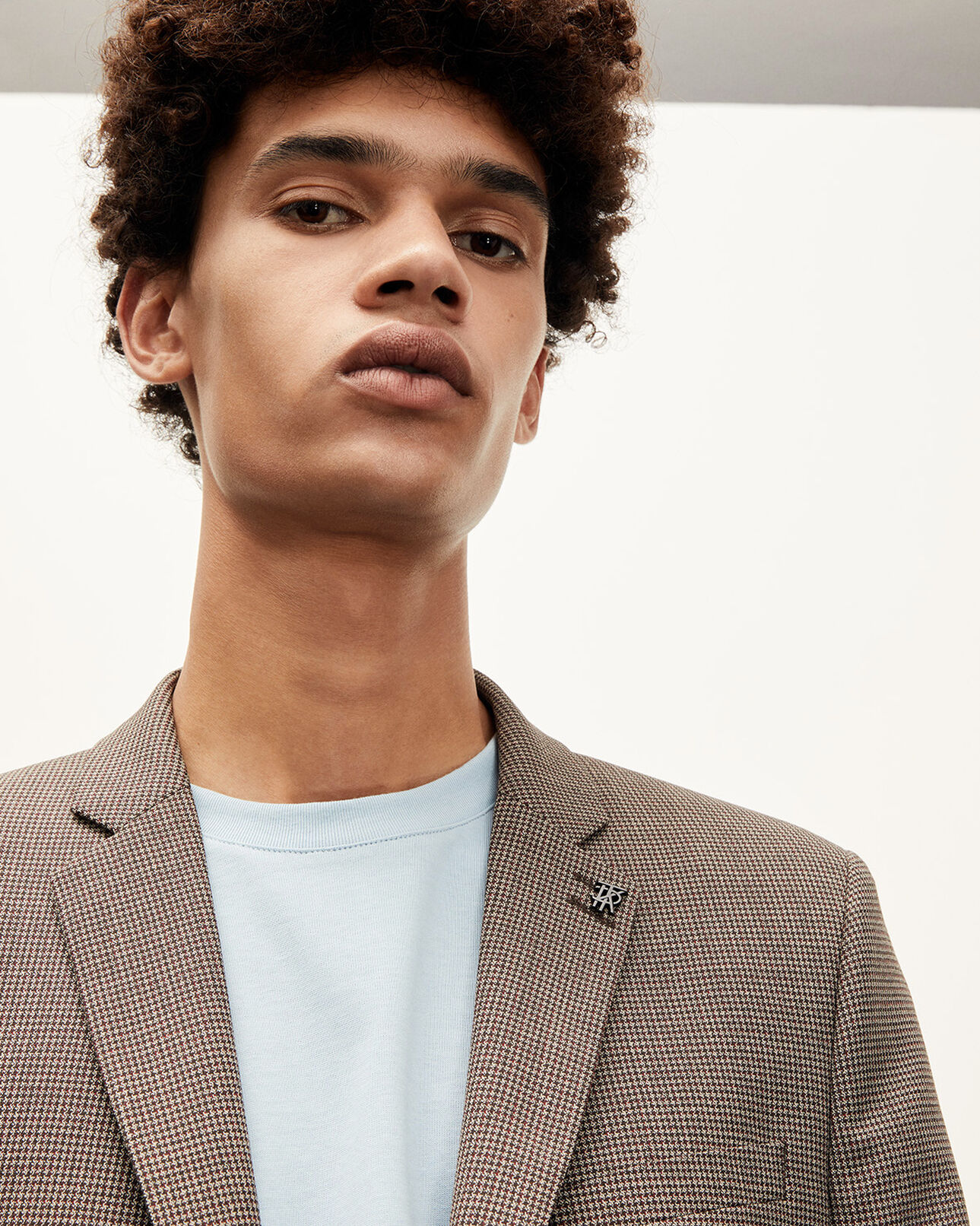 The Kooples HOMME BLACK RED OFF WHITE veste laine marron et rouge à carreaux