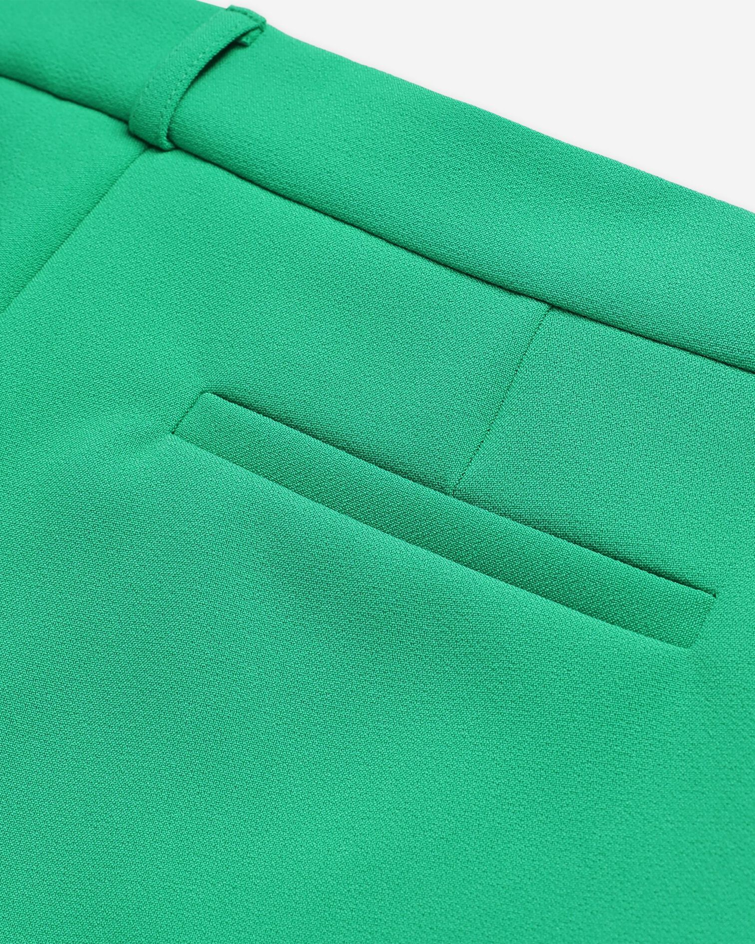 Short tailleur vert en crêpe, GREEN, hi-res image number null