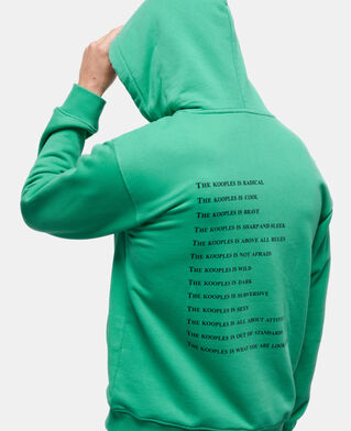 The Kooples HERREN GREEN gr&uuml;nes sweatshirt mit &bdquo;what is&ldquo;-schriftzug