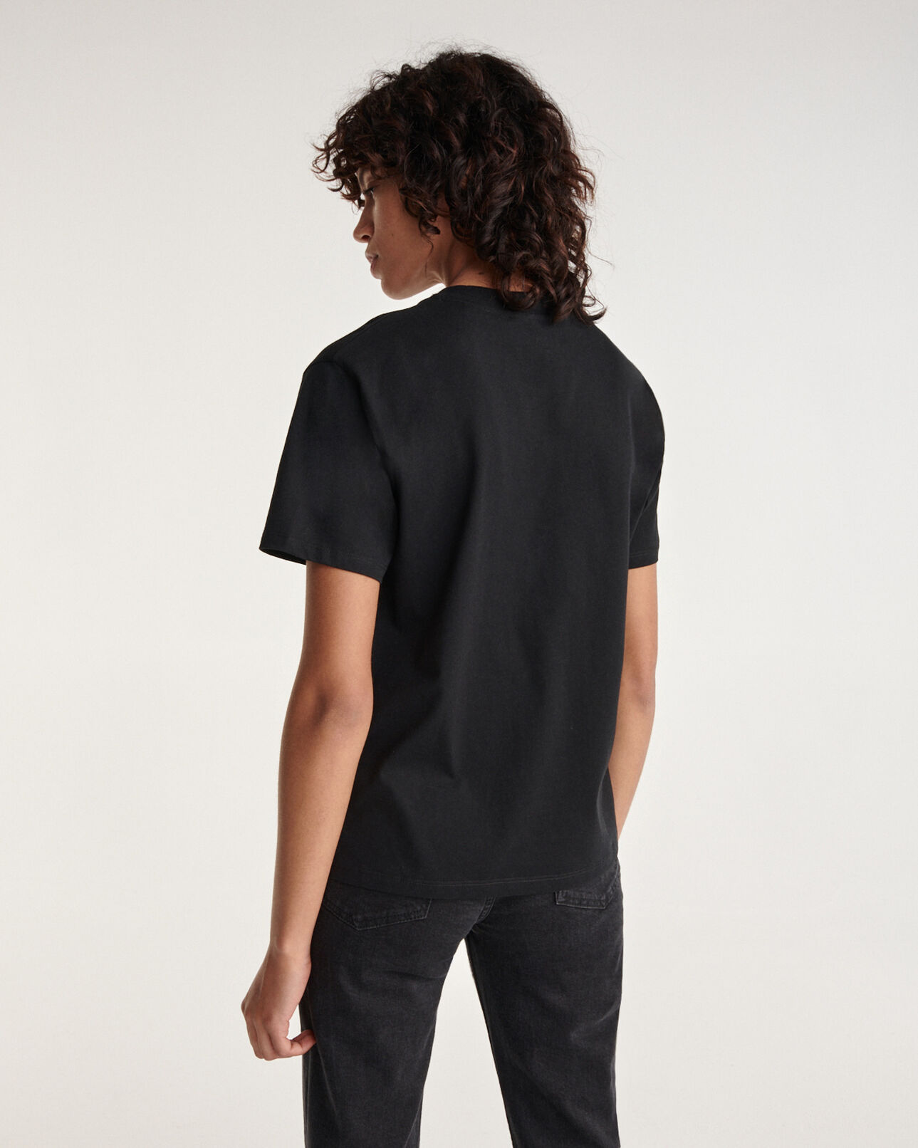 The Kooples FEMME BLACK t-shirt noir coton à logo argenté