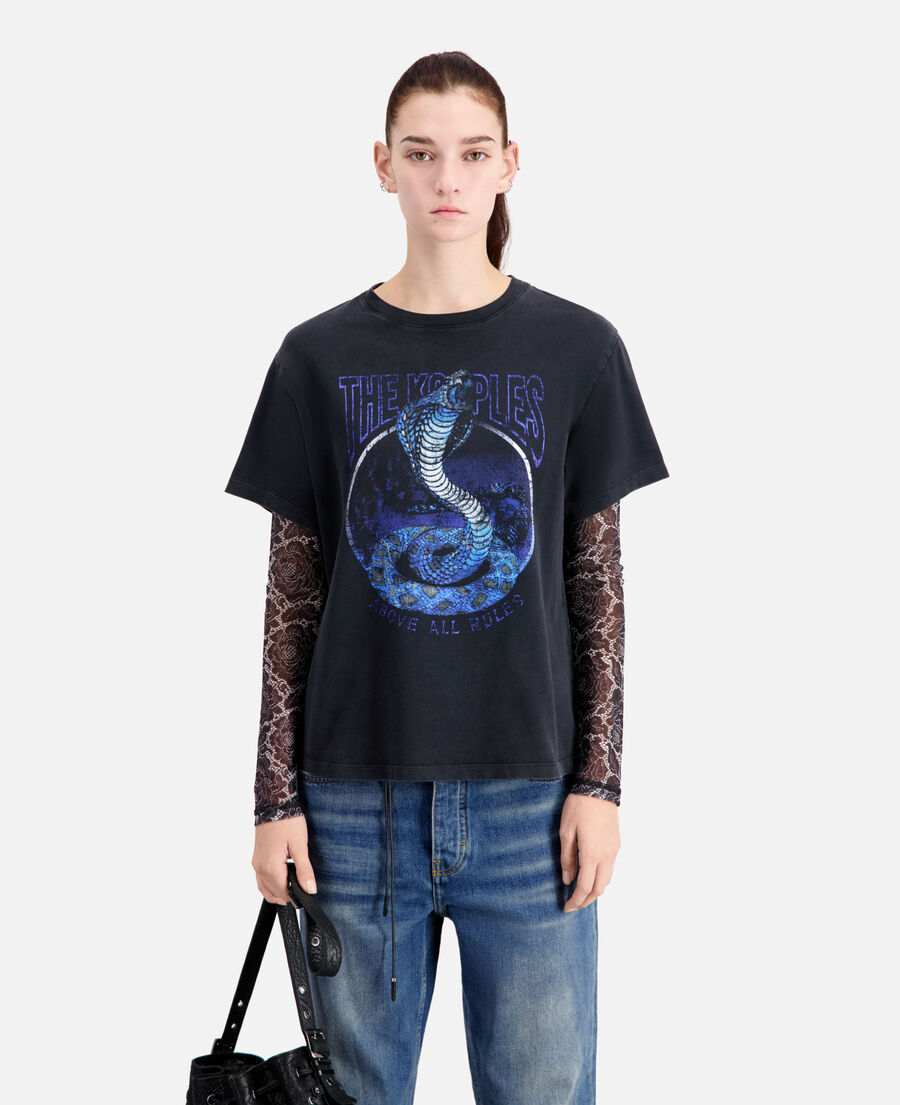 camiseta negra serigrafía cobra para mujer