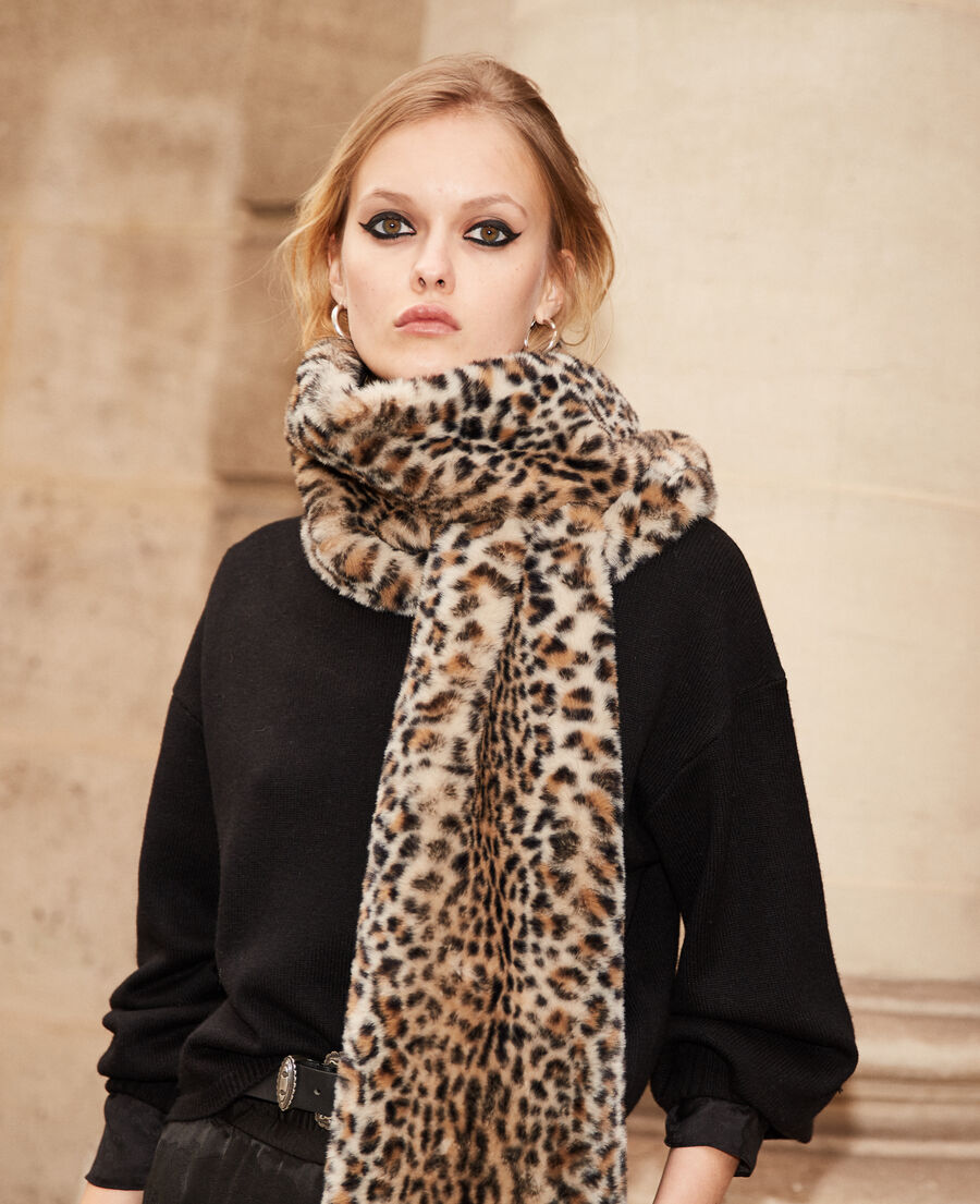 Leopard print women's trendy scarf