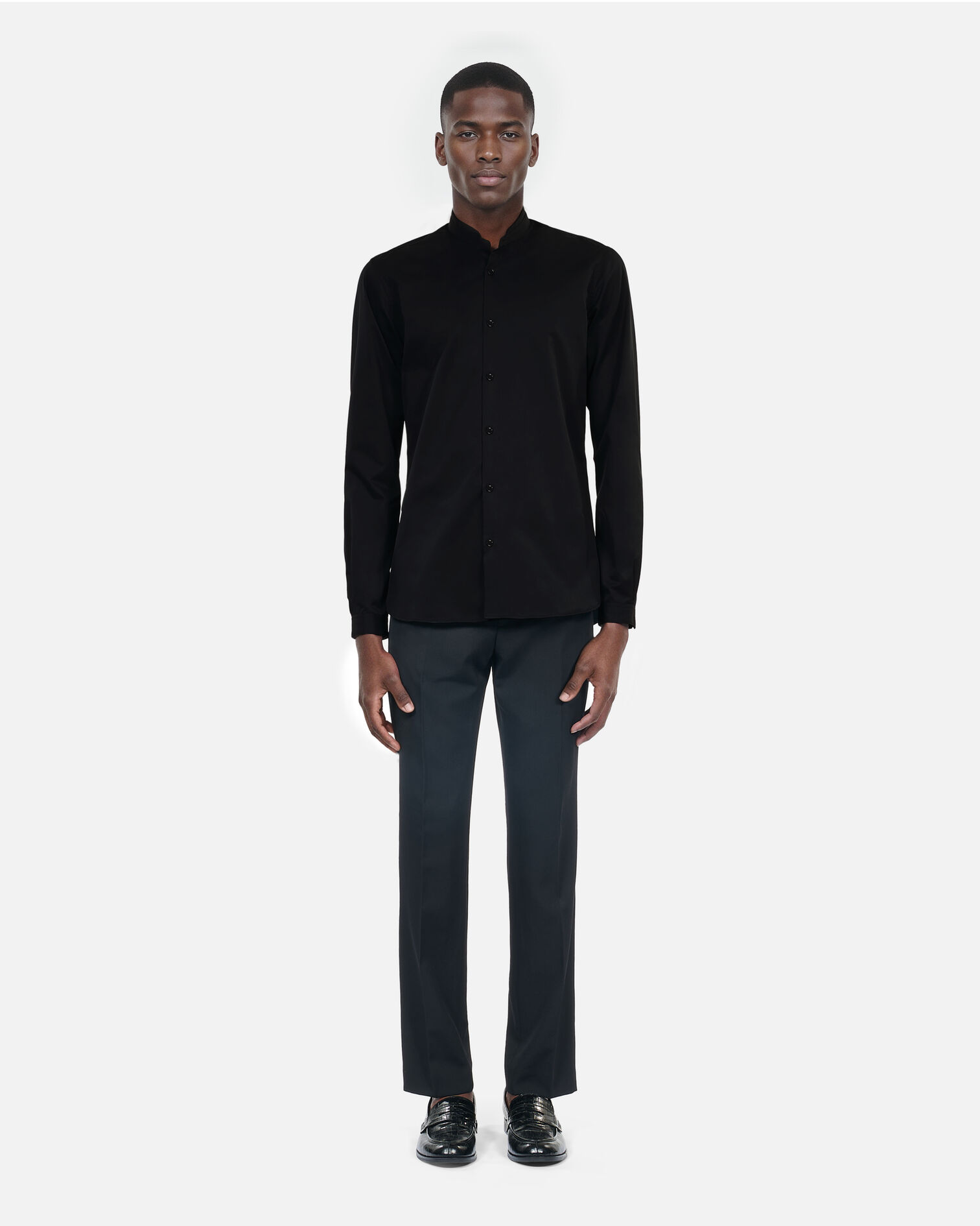 Schwarzes Hemd aus Smart-Twill, BLACK, hi-res image number null