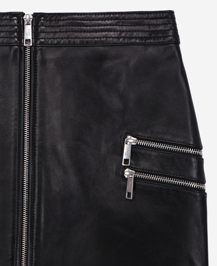 short black leather skirt