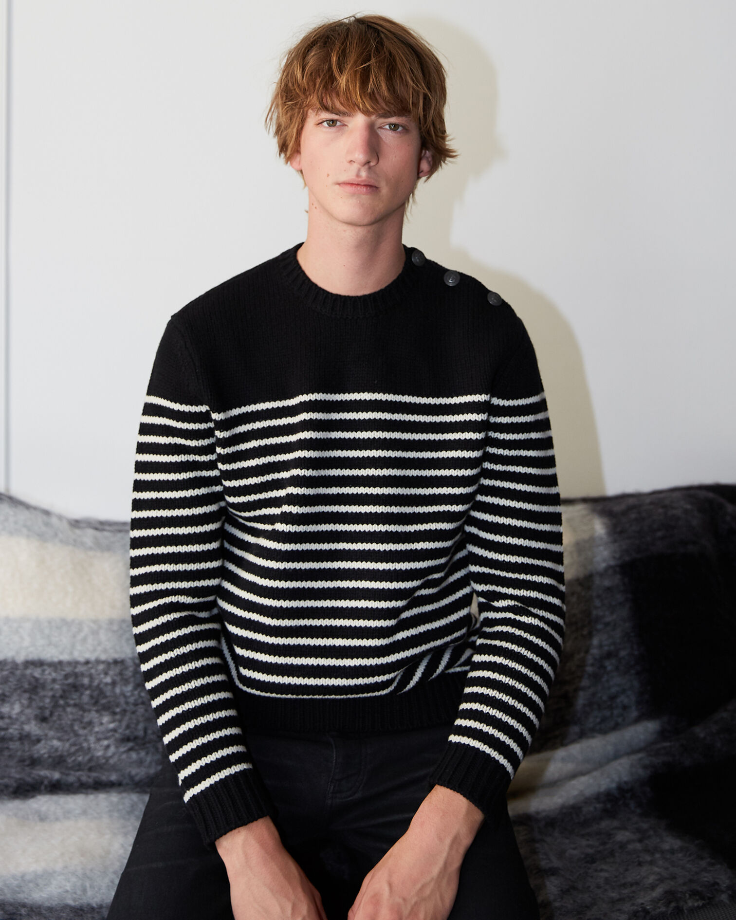 Gestreifter Pullover aus Wolle mit Knöpfen, ECRU BLACK STRIPES, hi-res image number null