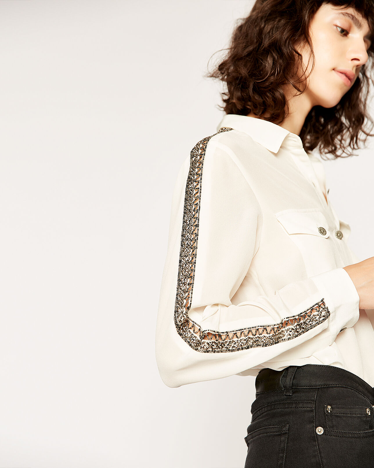 The Kooples DAMEN ECRU weißes krepp-hemd mit schmuckbändern