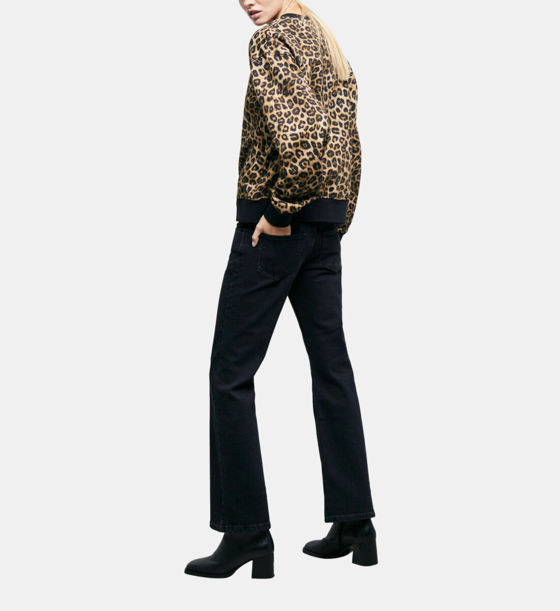 Jean top noir bootcut