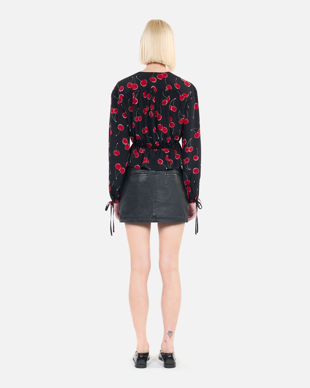 The Kooples FEMME BLACK - RED top court à imprimé cerise avec volants
