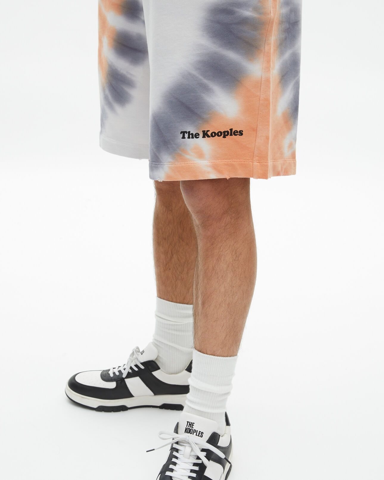 The Kooples HOMME NEW LIGHT BLUE short imprimé tie - dye bleu