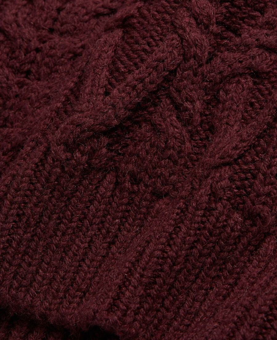 pull en laine rouge