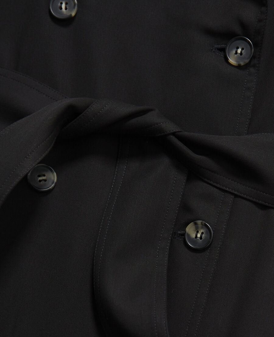 schwarzer trenchcoat aus tencel