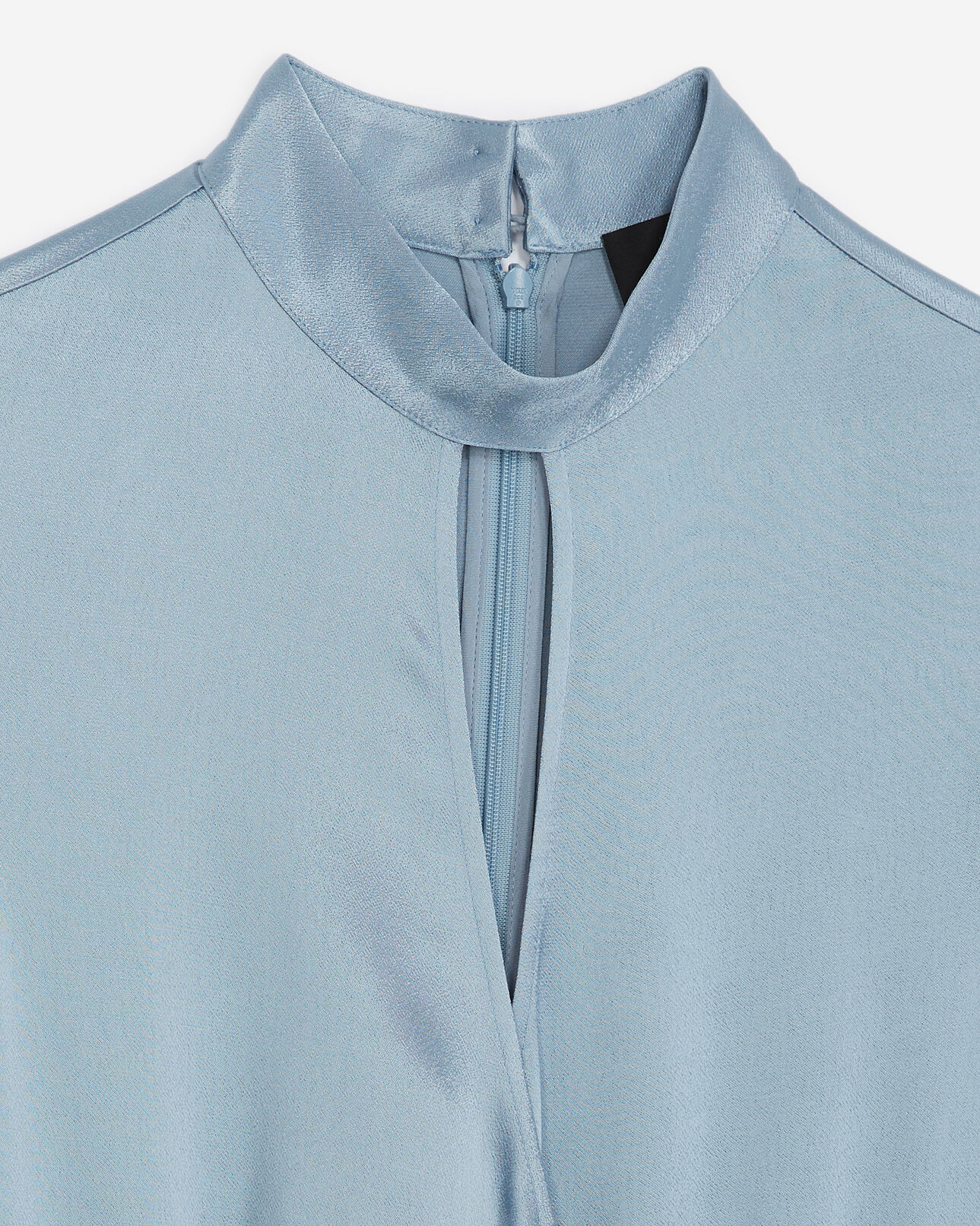 The Kooples FEMME BLUE robe courte bleu ciel satinée à découpe
