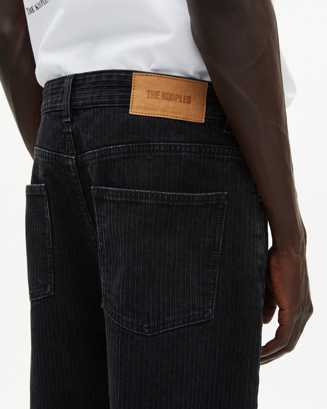 The Kooples HERREN BLACK WASHED gerippte, schwarze jeans mit baggy-passform