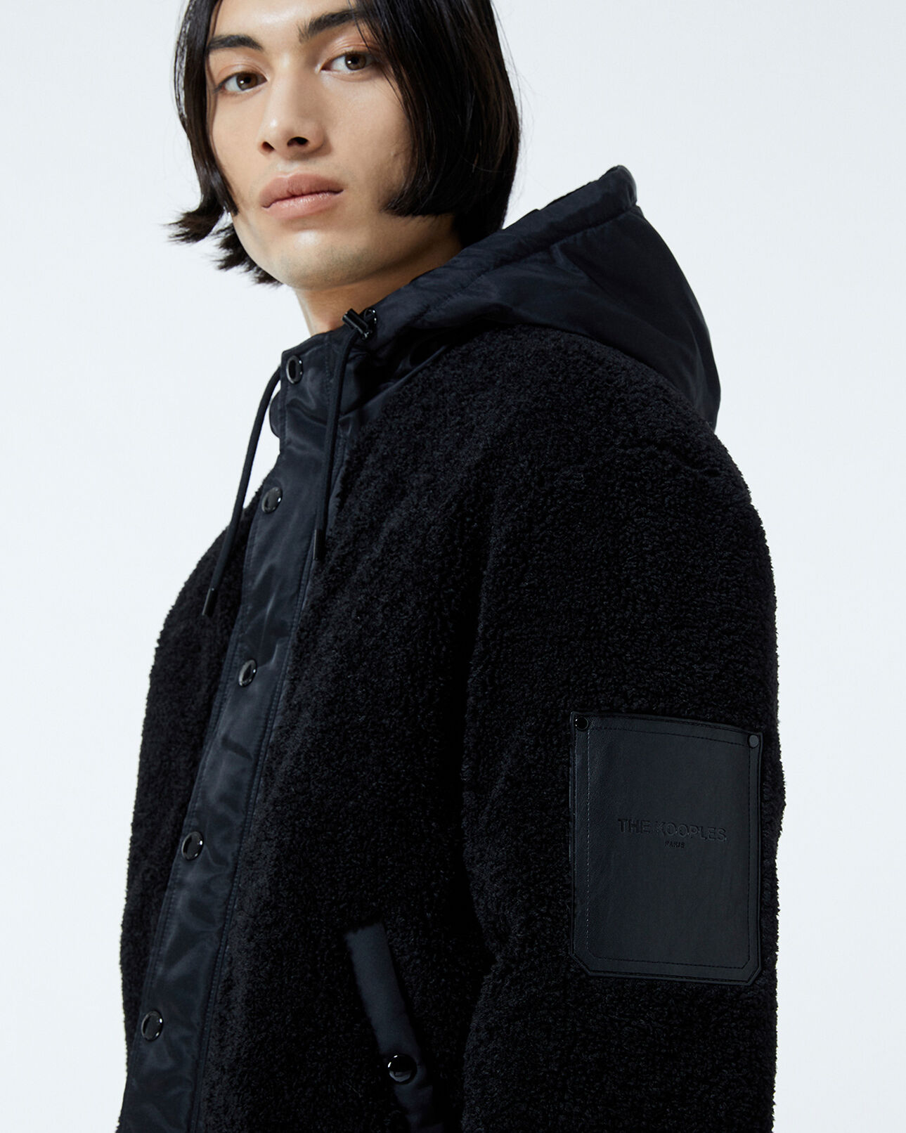 The Kooples HOMME BLACK blouson effet mouton noir à capuche