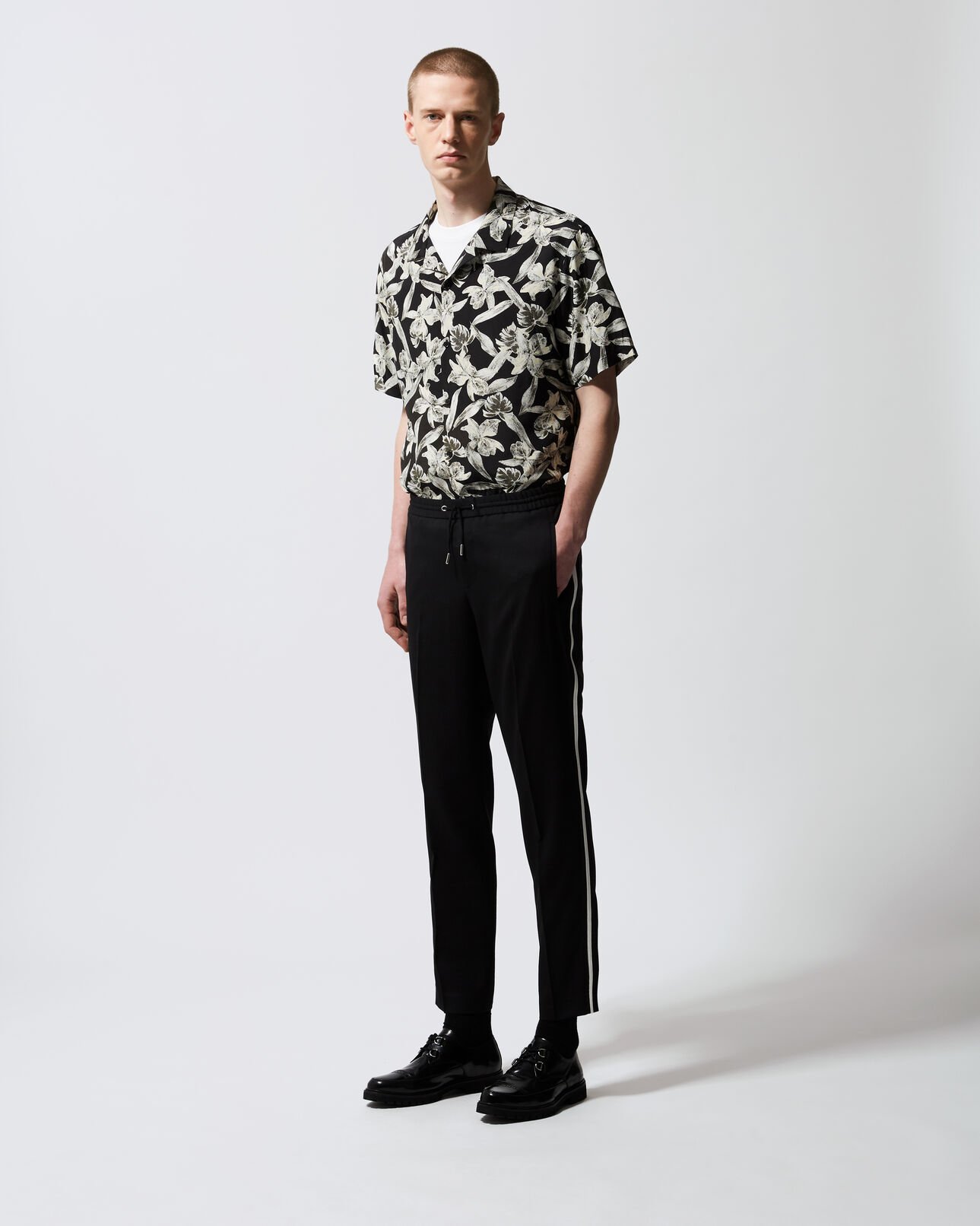 The Kooples HOMME BLACK pantalon laine noire et bande blanche