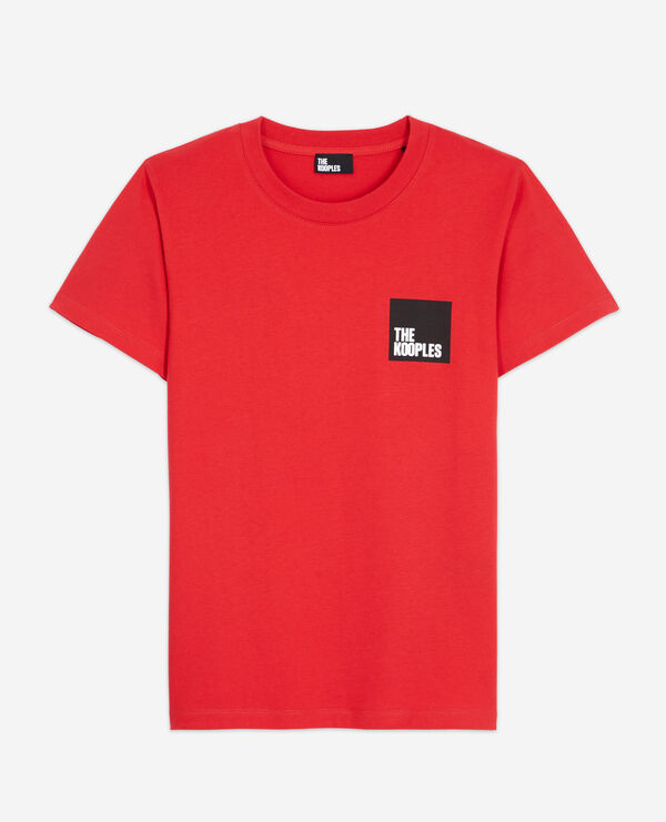 Rotes Baumwoll-T-Shirt