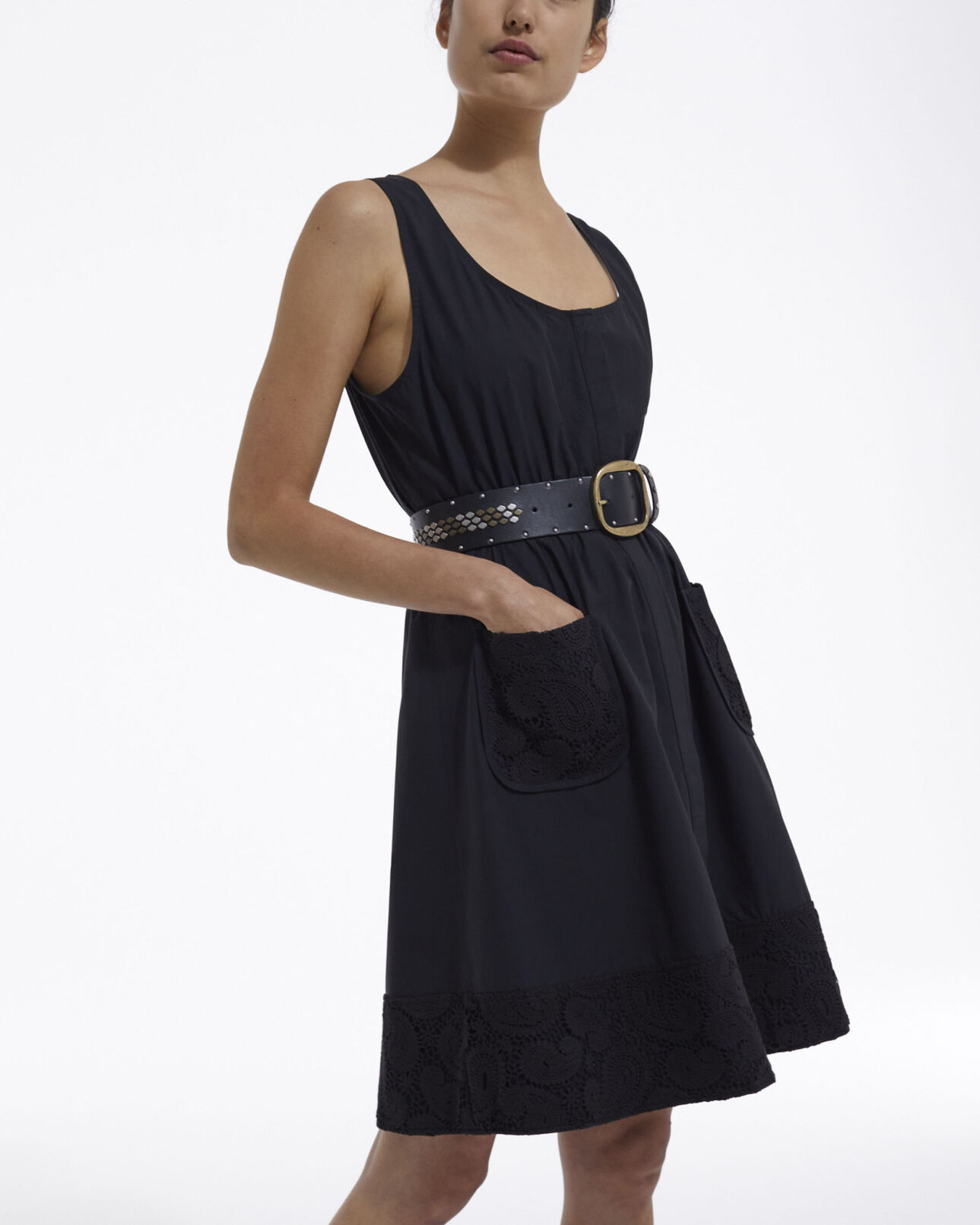 The Kooples FEMME BLACK robe courte noire sans manches poches