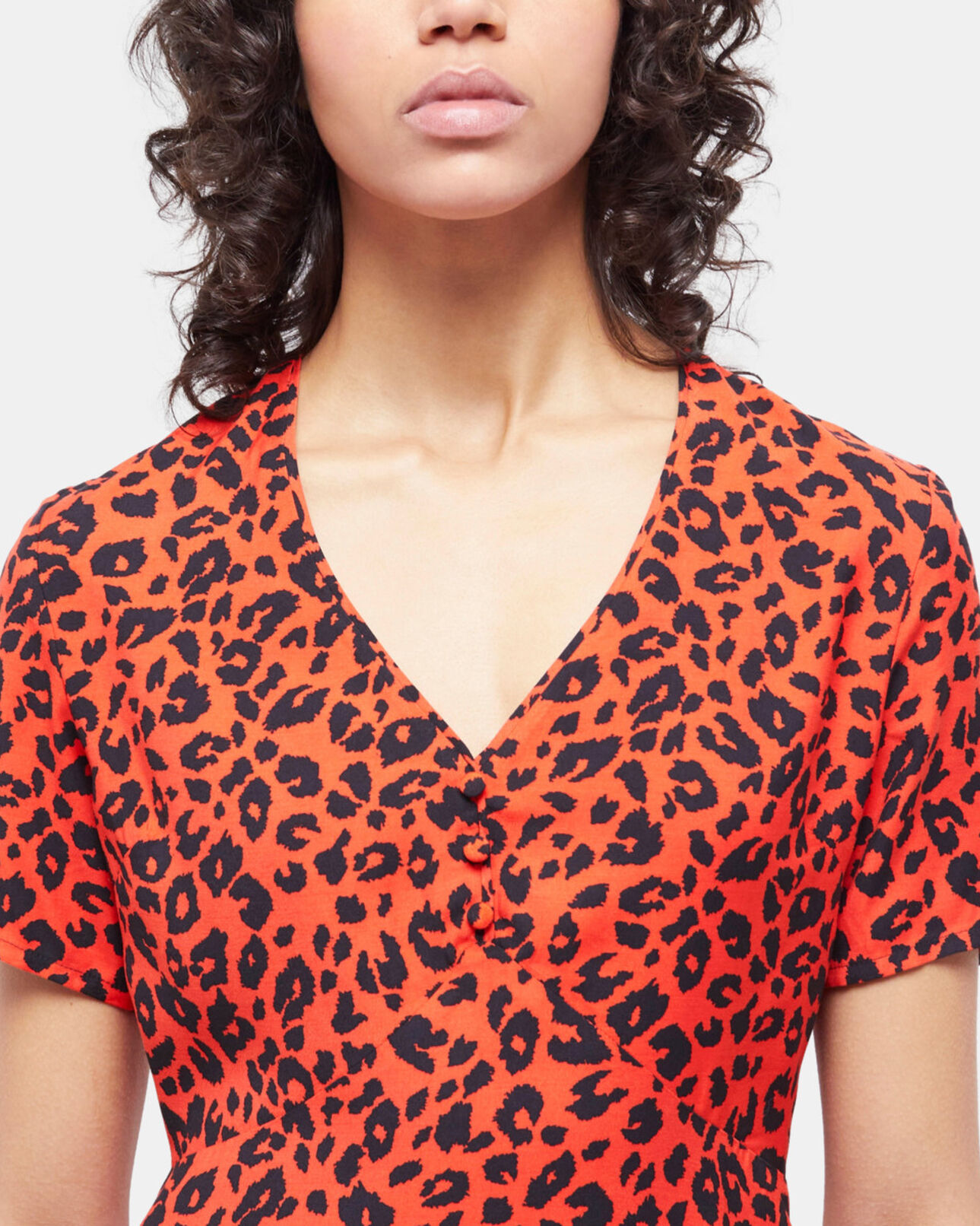 The Kooples FEMME ORANGE - BLACK robe courte léopard orange