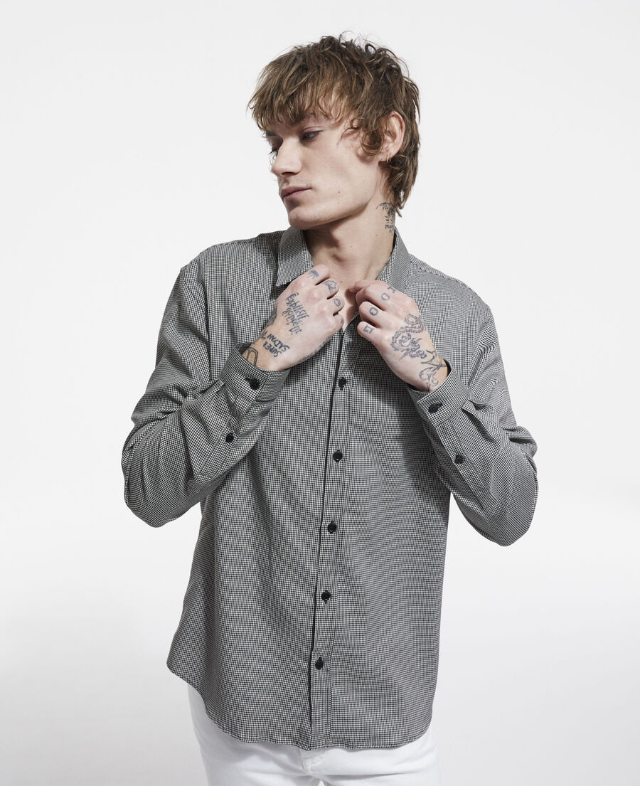 printed shirt with classic collar