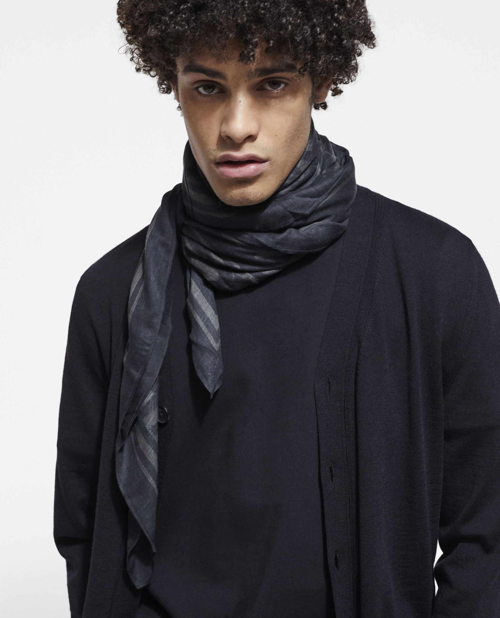 Printed cashmere scarf