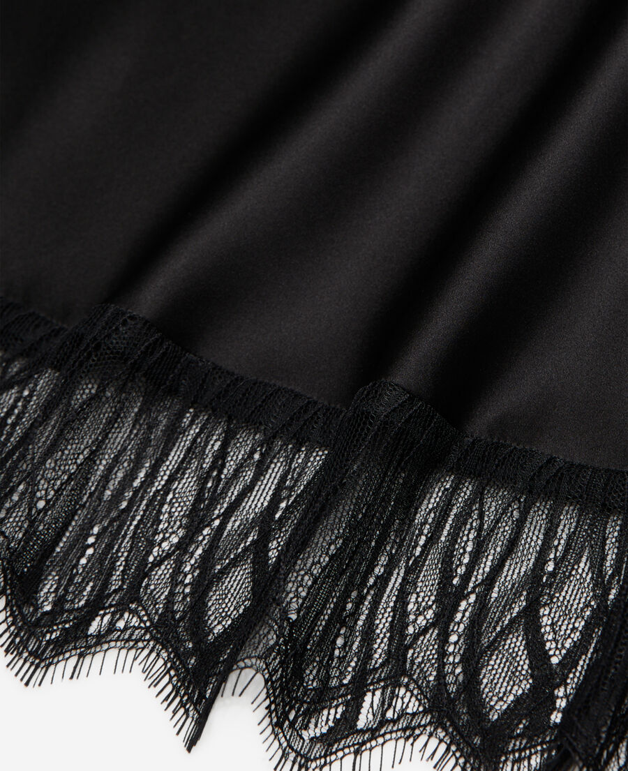 jupe noire longue avec détails en dentelle