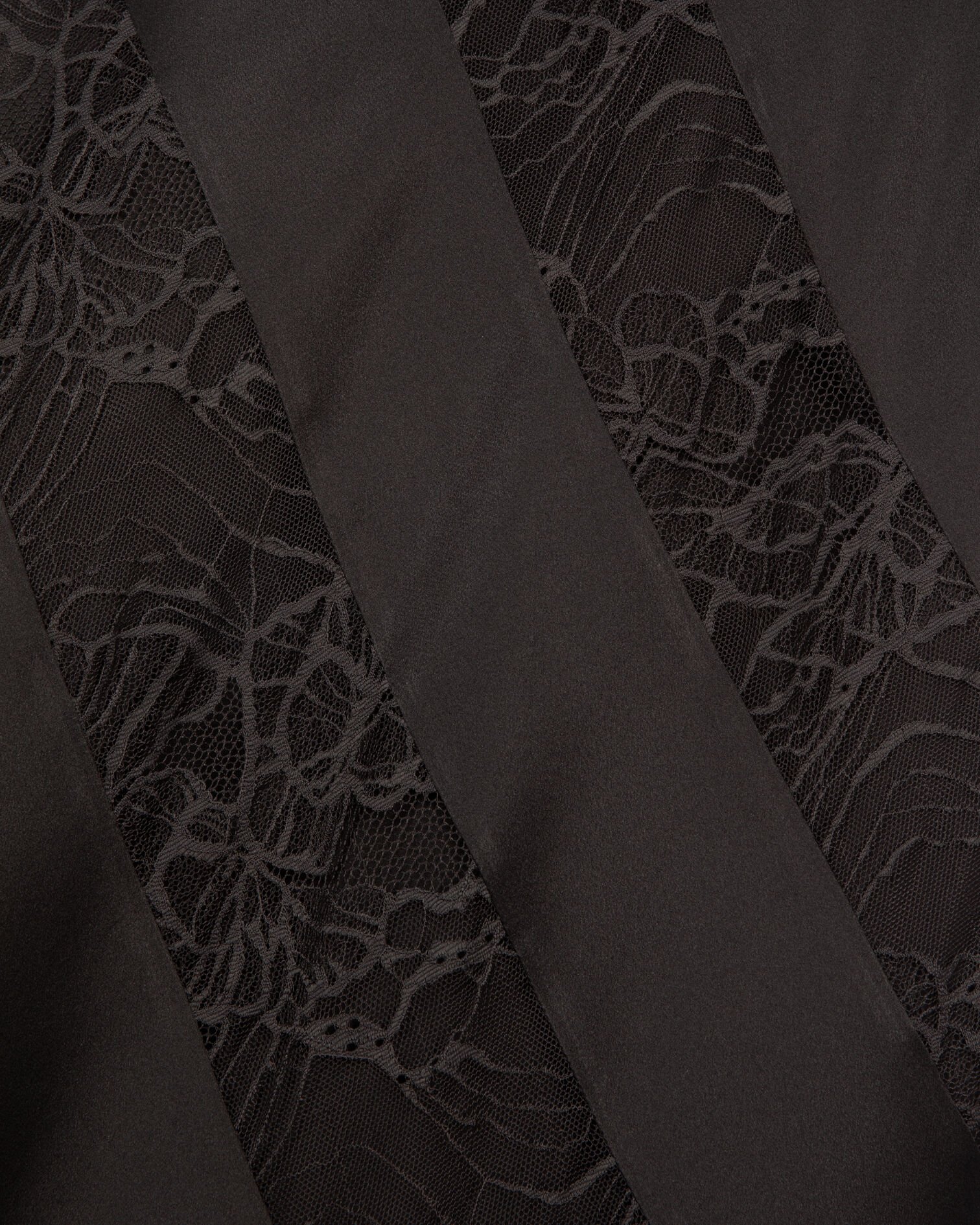 Robe nuisette longue en soie et dentelle noire, BLACK, hi-res image number null