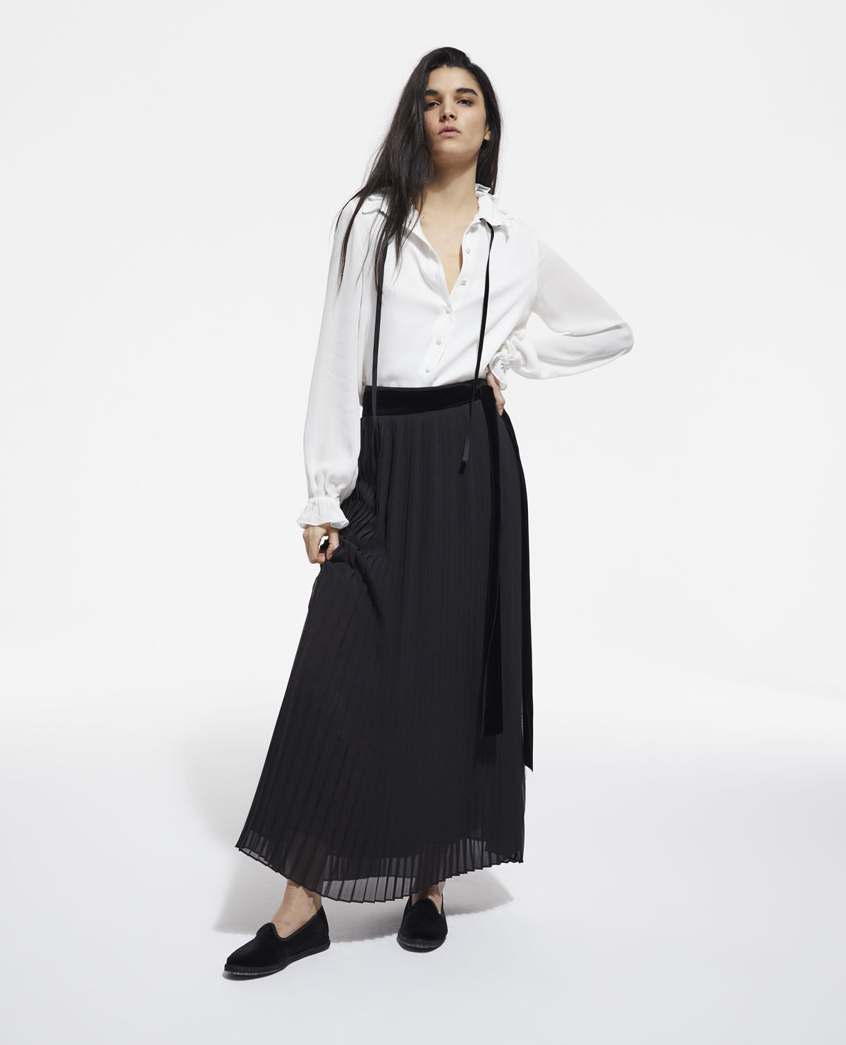 Classy As Ever | Pleated Maxi Skirt - Black – Klasē Boutique