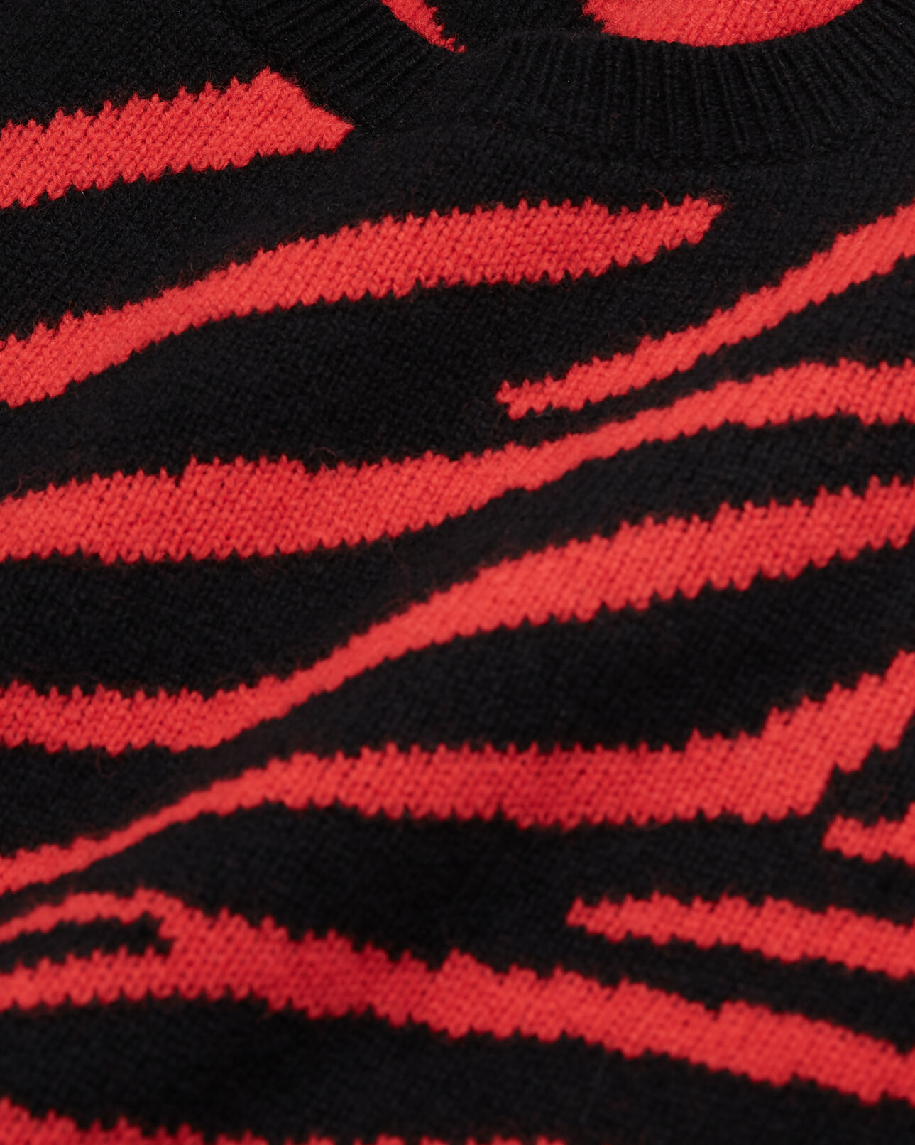 The Kooples F BLACK - RED printed crew neck sweater