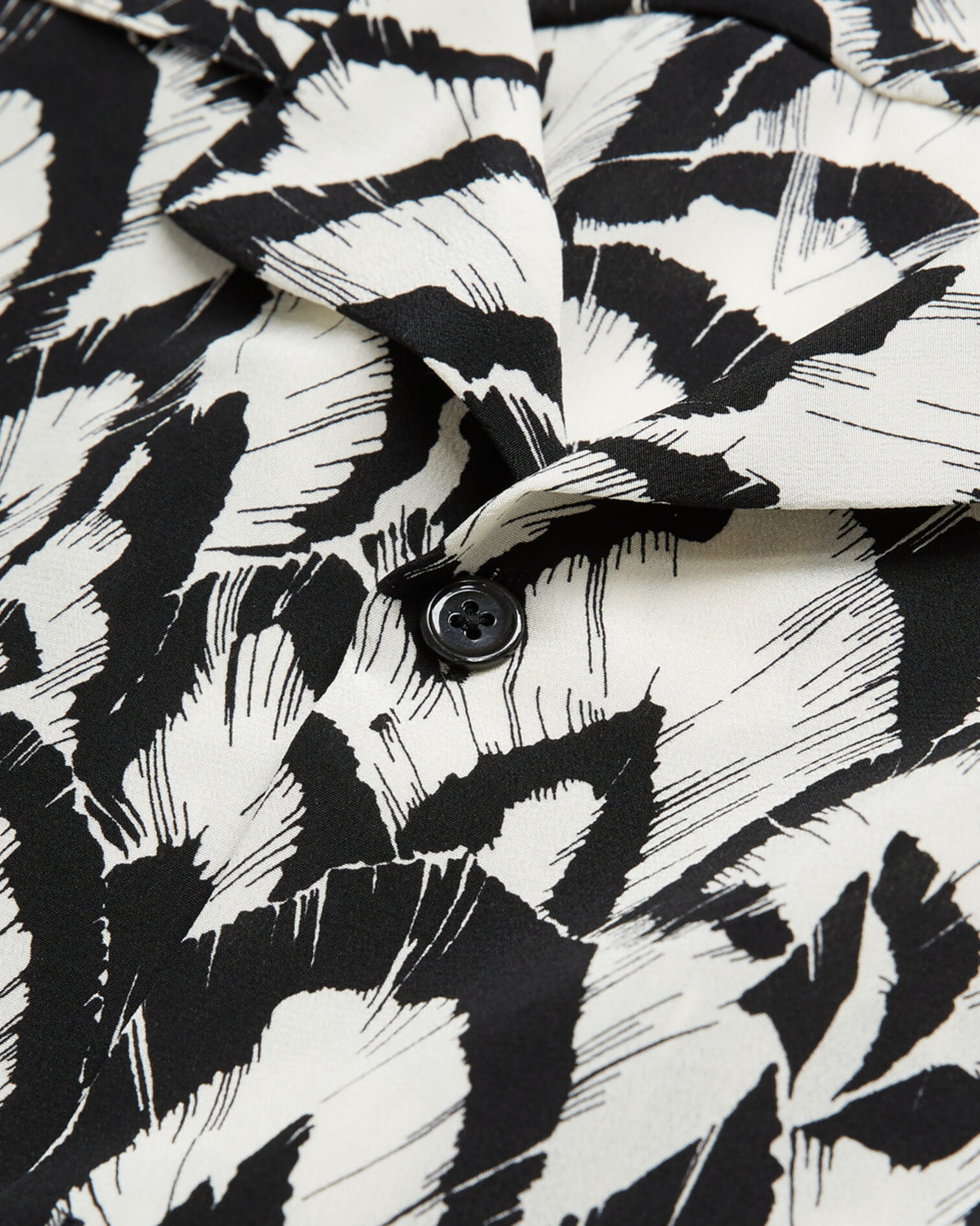 Chemise col hawaïen en soie imprimée, OFF WHITE / BLACK, hi-res image number null