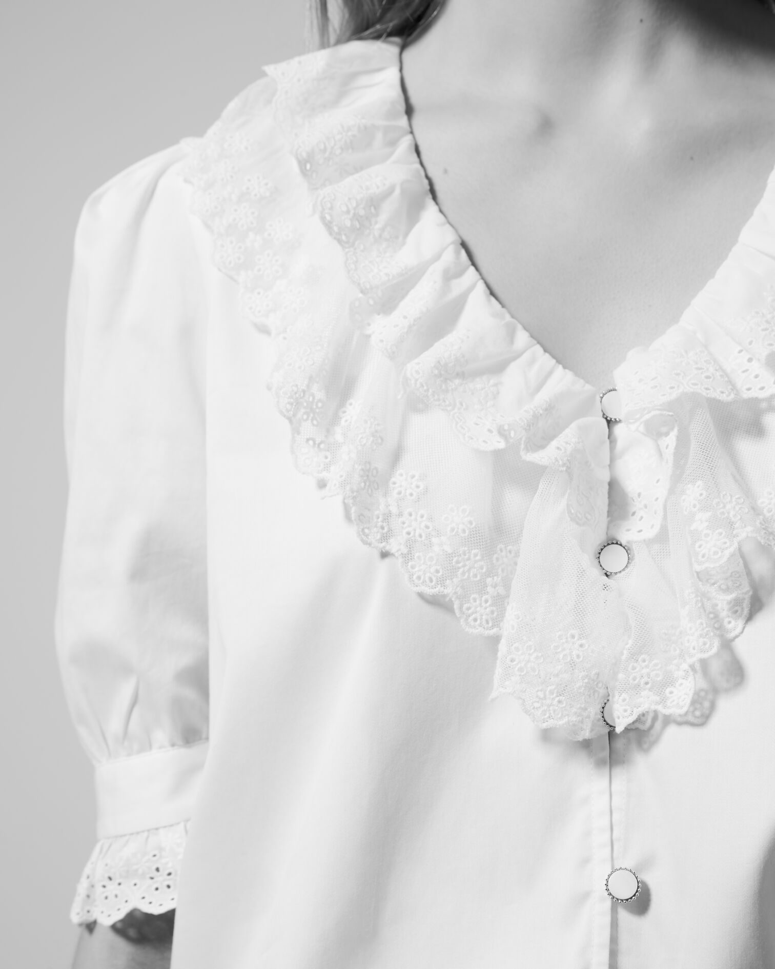 Buttoned ecru cotton shirt with frills, ECRU, hi-res image number null
