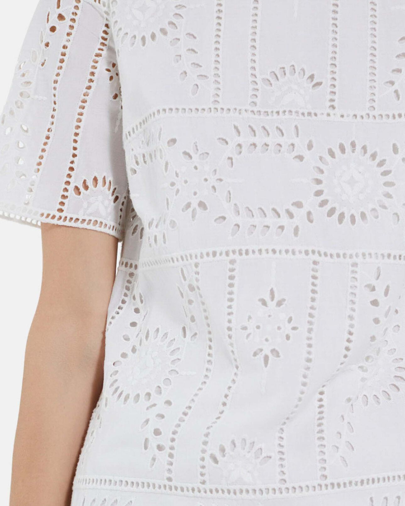 The Kooples FEMME WHITE robe brodée blanche courte à col rond