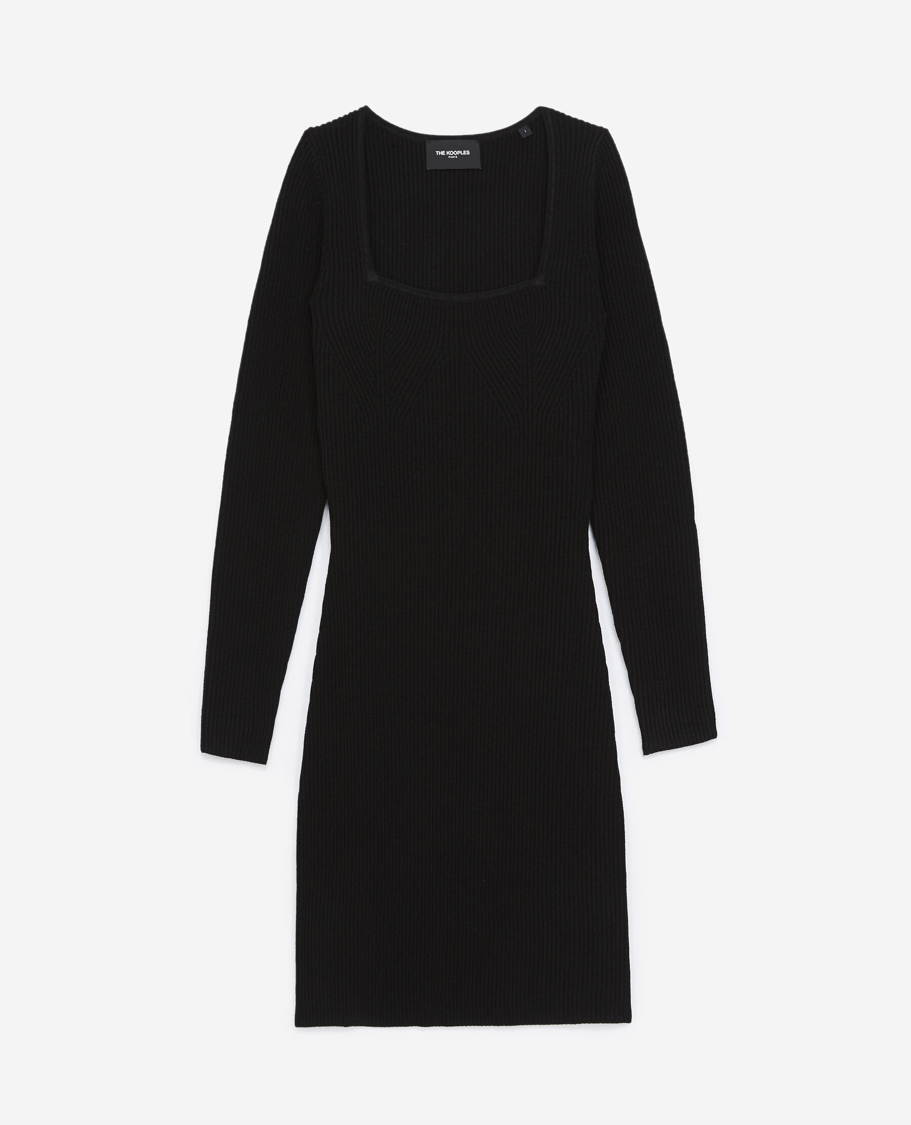 Robe noire décolleté 2025 carré