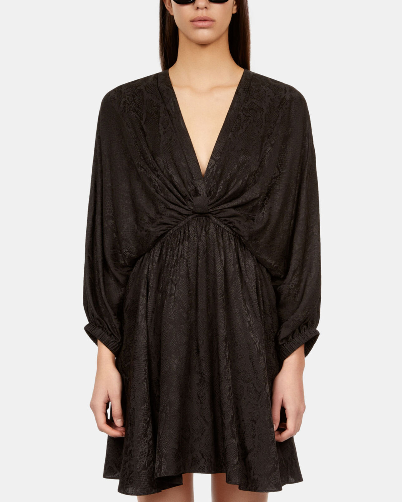 The Kooples DAMEN BLACK schwarzes kurzes jacquardkleid in pythonoptik mit drapierung