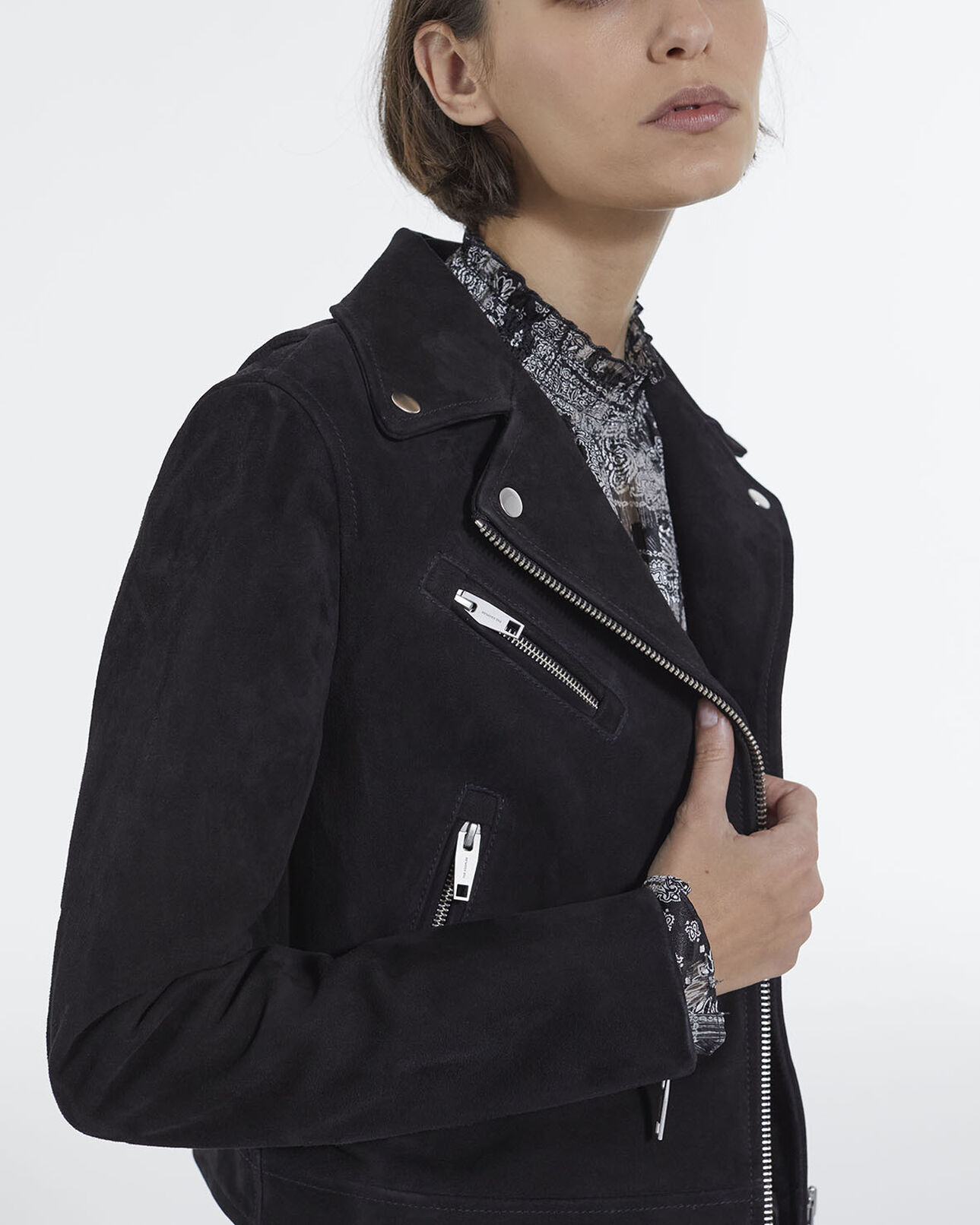 The Kooples DAMEN BLACK schwarzfarbene bikerjacke aus veloursleder