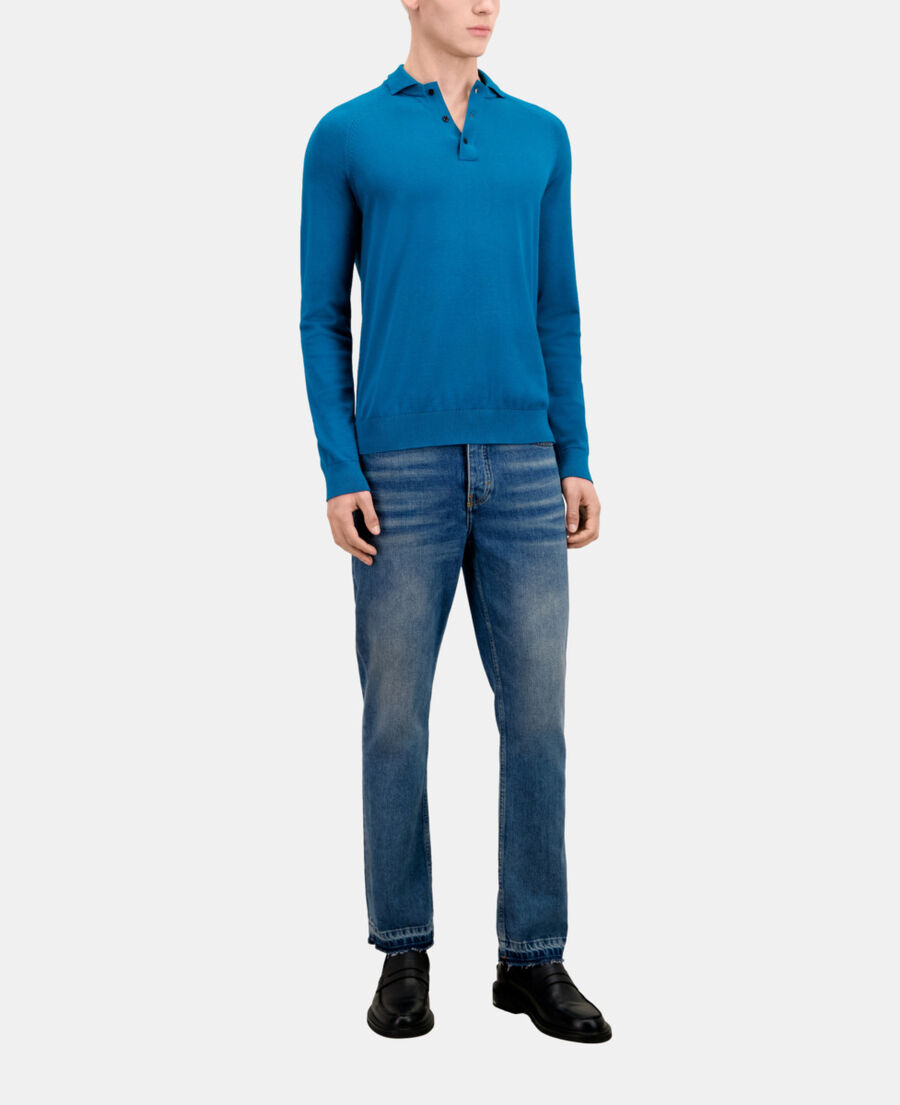 polo bleu en maille