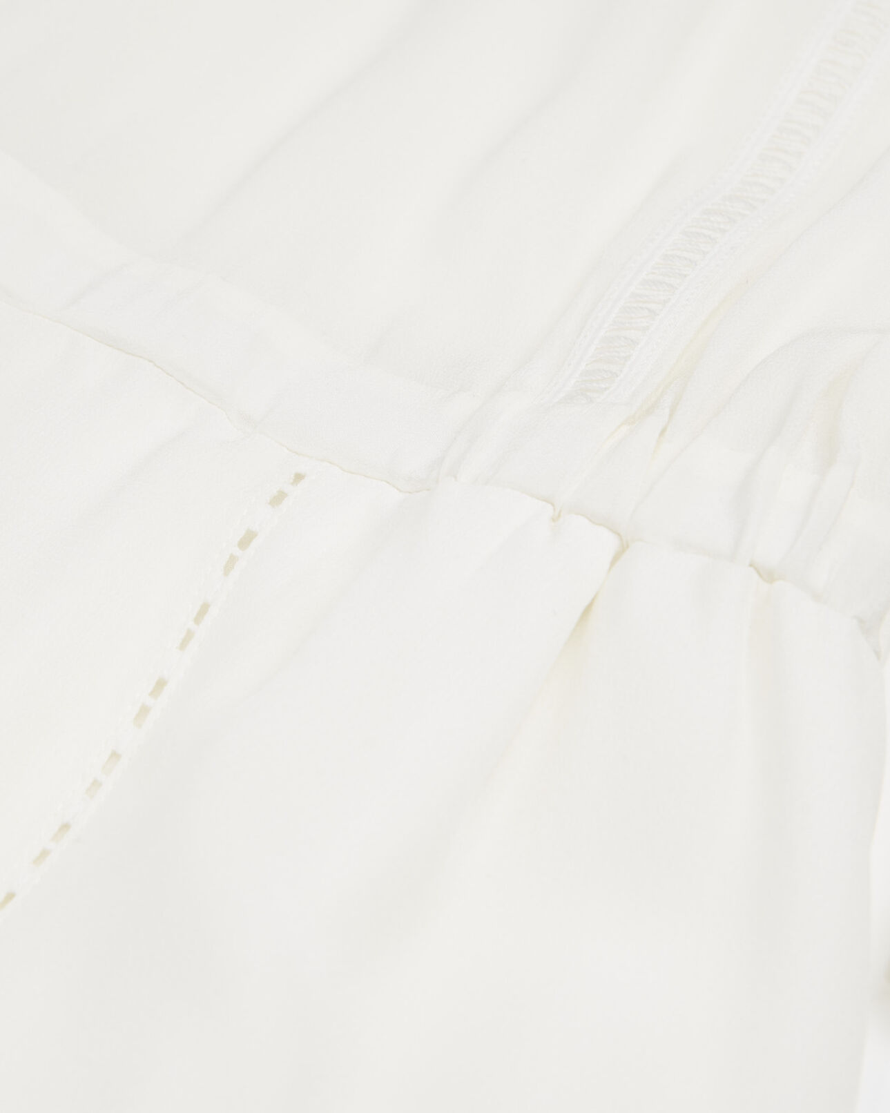 The Kooples DAMEN OFF WHITE kurzes weißes seidenkleid mit bindeärmeln