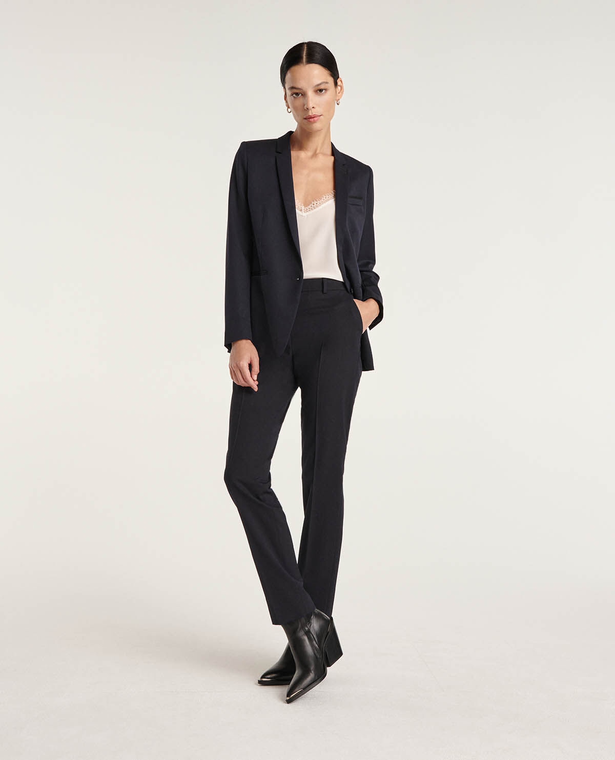 Tailleur bleu sales marine femme