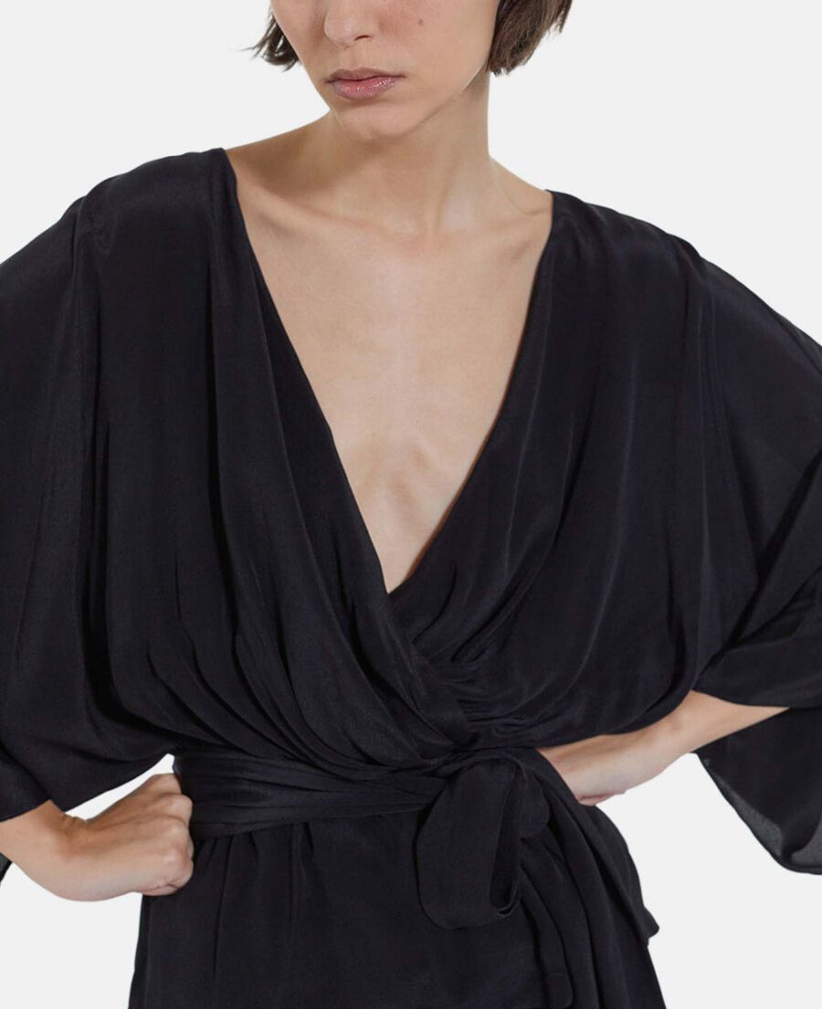 top kimono negro manga larga drapeado