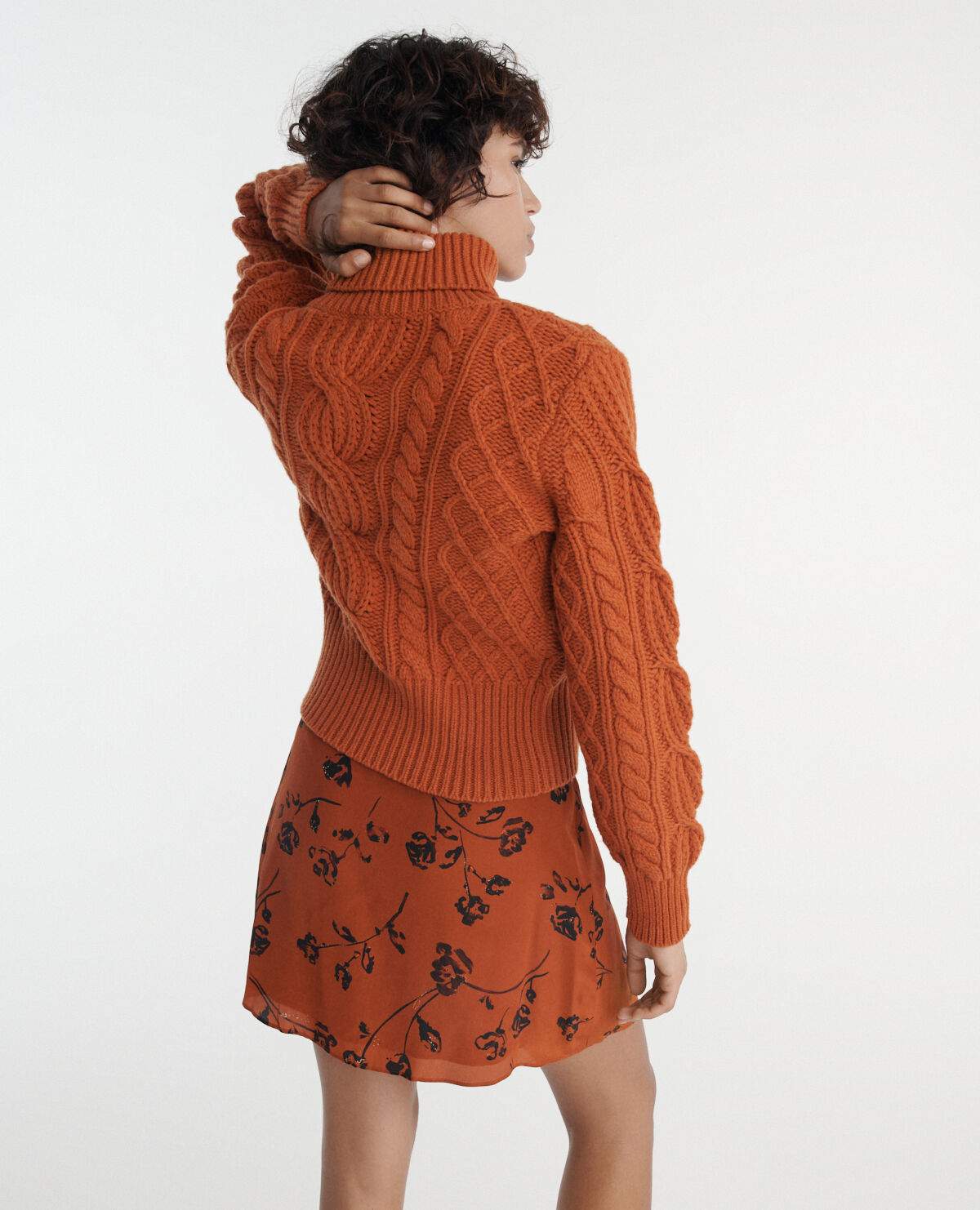 Rust colored turtleneck sweater hot sale
