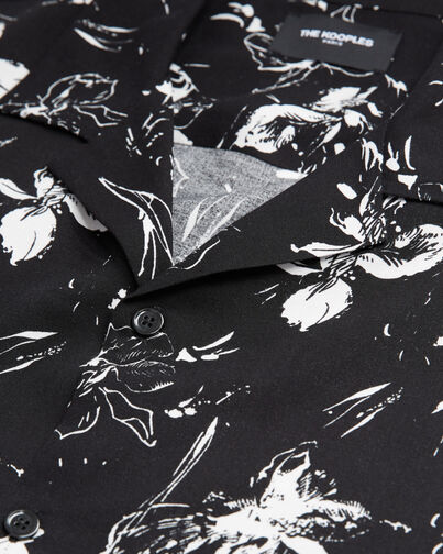 , BLACK WHITE, hi-res image number null