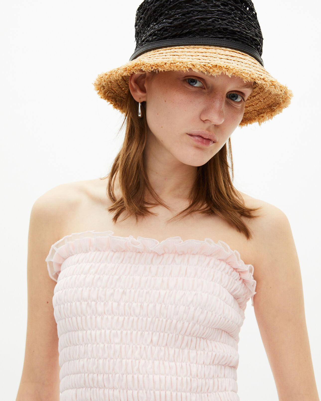 The Kooples WOMEN BLACK - CREAM black and beige raffia hat