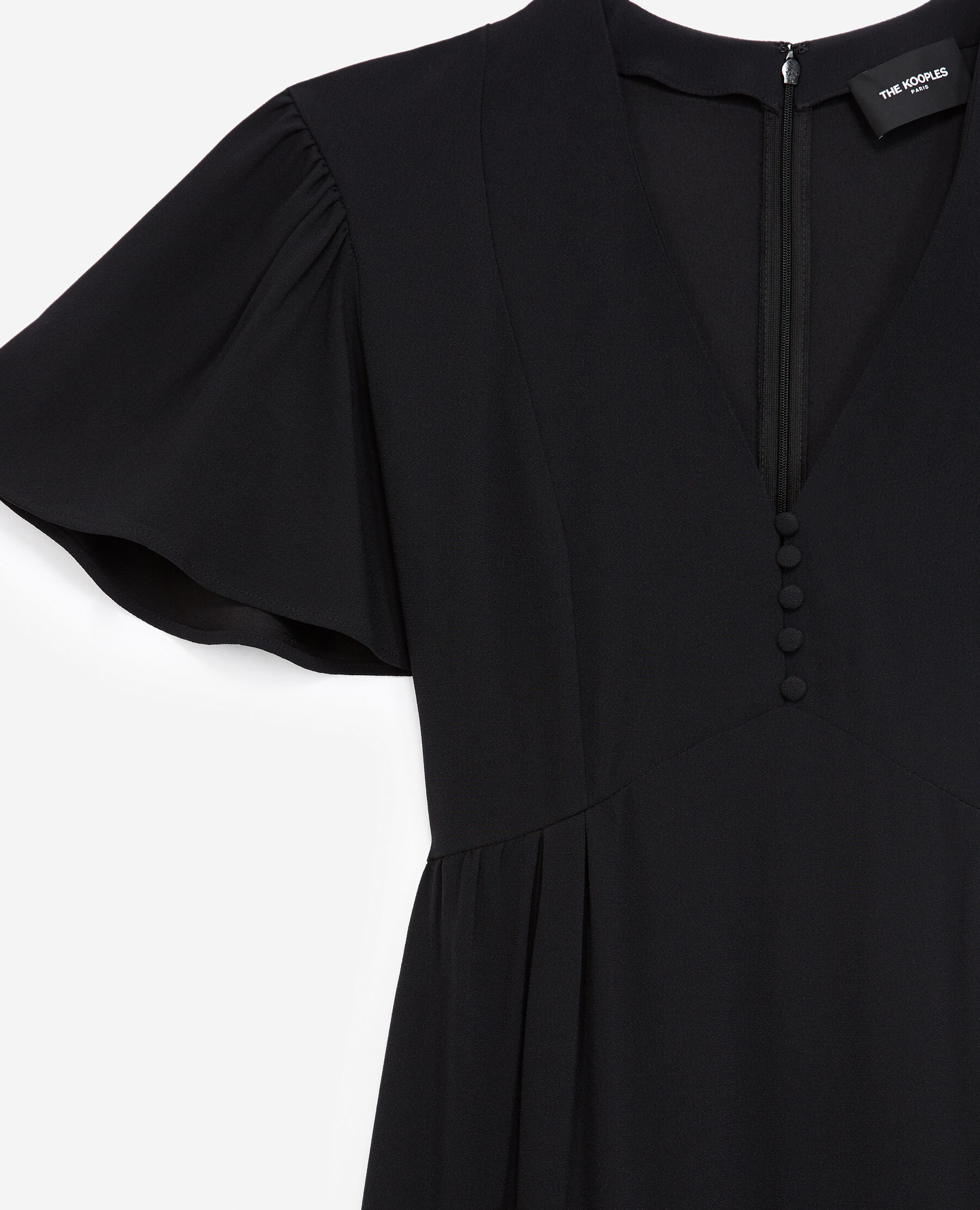 Robe longue noire crepe detail volants