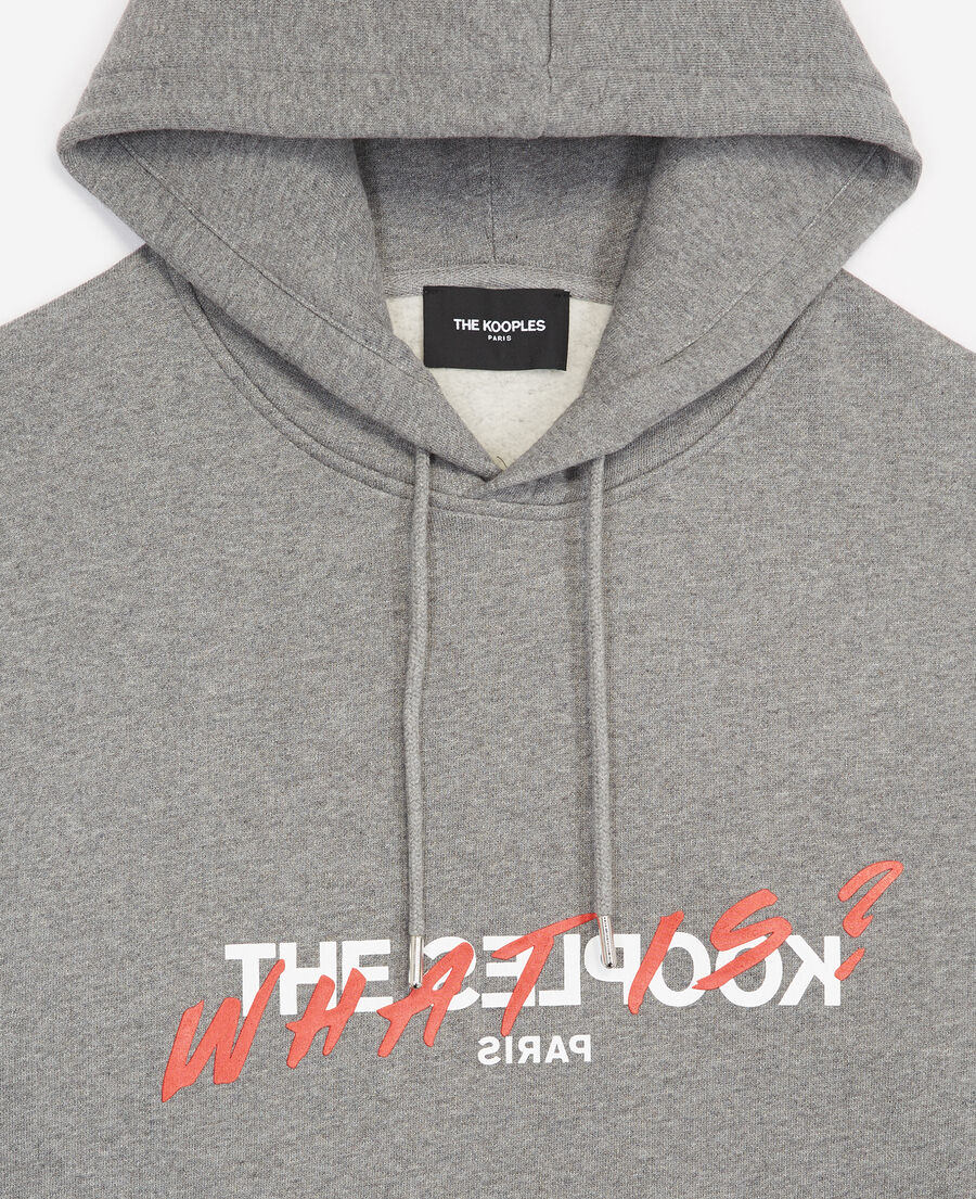 sudadera gris serigrafía what is