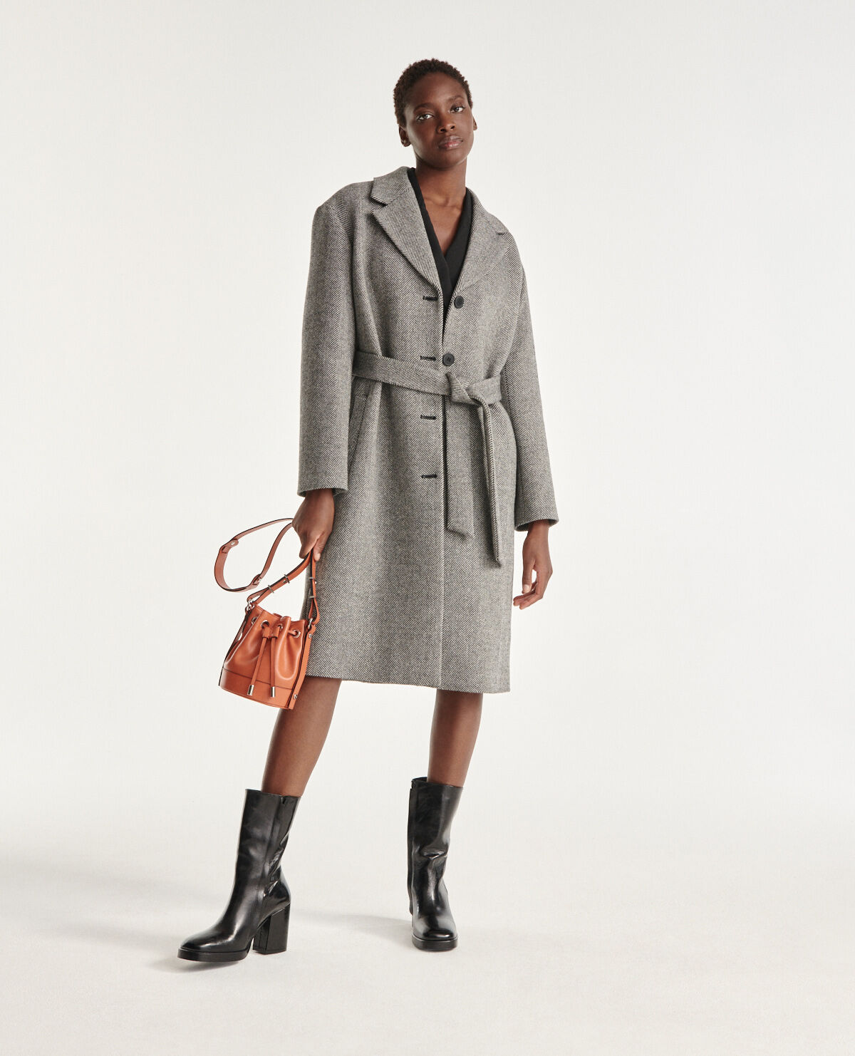 Black long cut ecru wool coat The Kooples